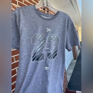 Jordan Dri-fit tshirt. Gray. Mens medium. EUC